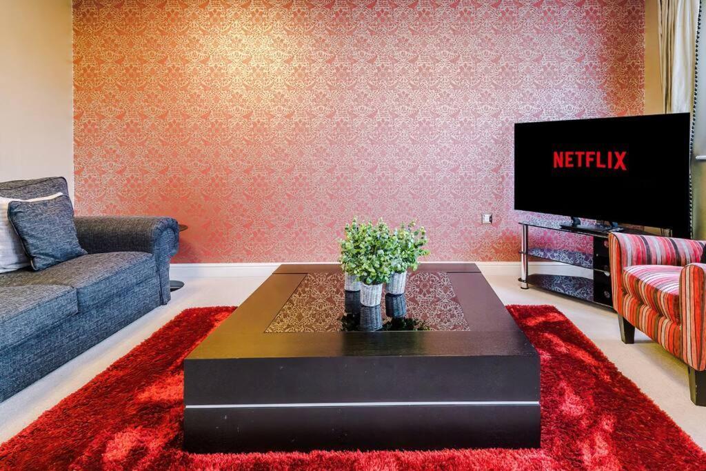 Stylish Townhouse Chester City Centre With Parking Екстер'єр фото